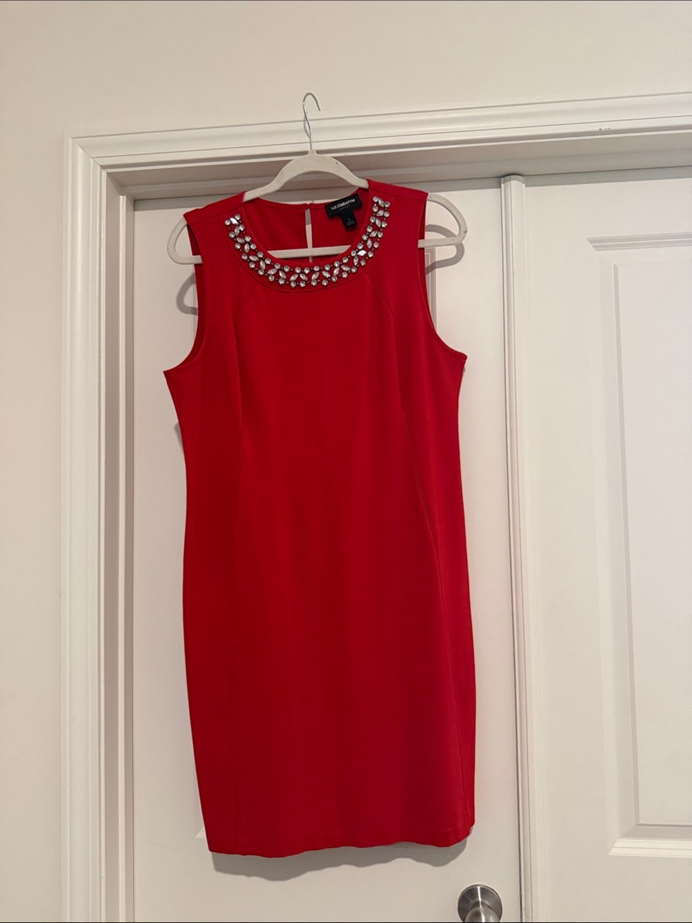 Liz Claiborne Red Sleeveless Jewel-Neck Sheath Dress
